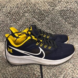 Nike Navy and Yellow Athletic Sneakers